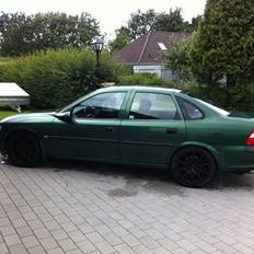 Opel Vectra B 2,0 16V solgt