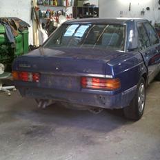 Mercedes Benz 190 D 2.5 Turbo "Under renovering!"