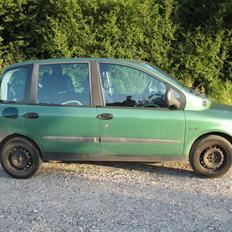 Fiat multipla 1.6 16v "den grimme ælling"