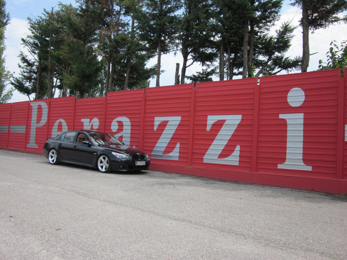 BMW E60 "BLACK" KONEBILEN - Italien 2012 Hos Perazzi !! billede 2