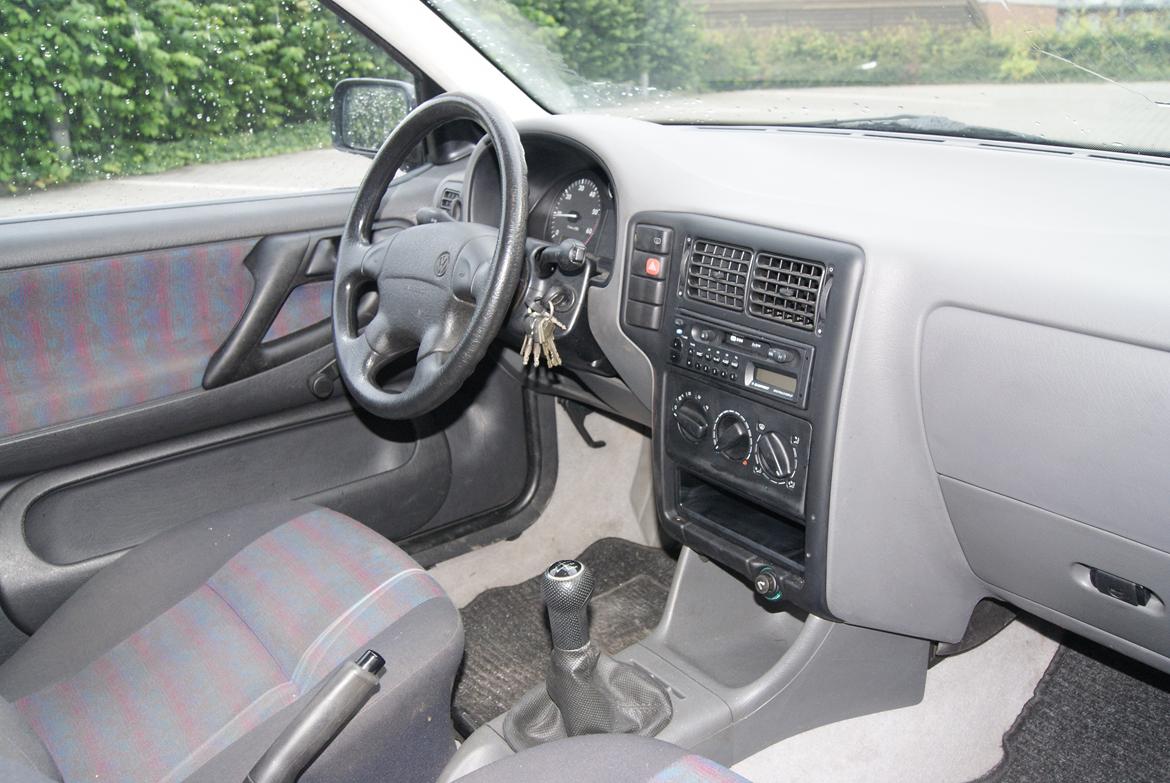 VW Polo 6n Solgt billede 11