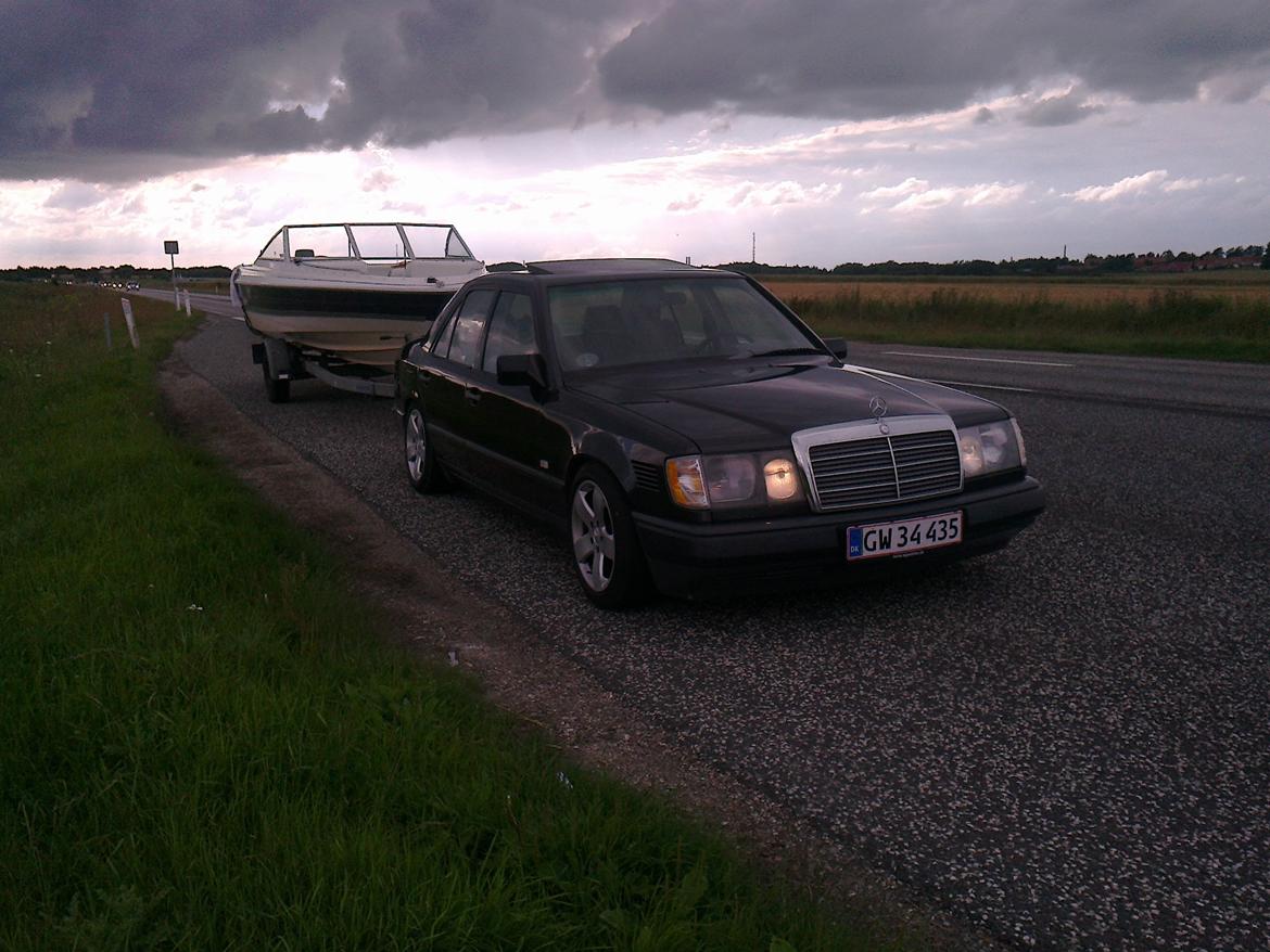 Mercedes Benz W124 300E billede 17