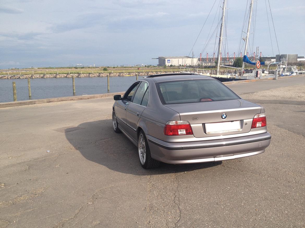 BMW e39 523i aut. [SOLGT] billede 11