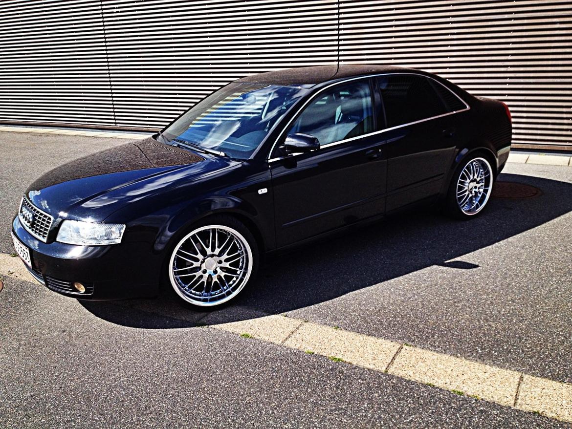 Audi A4 1.8 Turbo billede 8