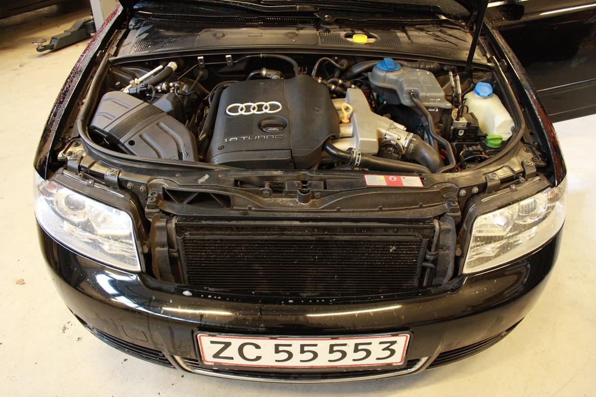 Audi A4 1.8 Turbo billede 13