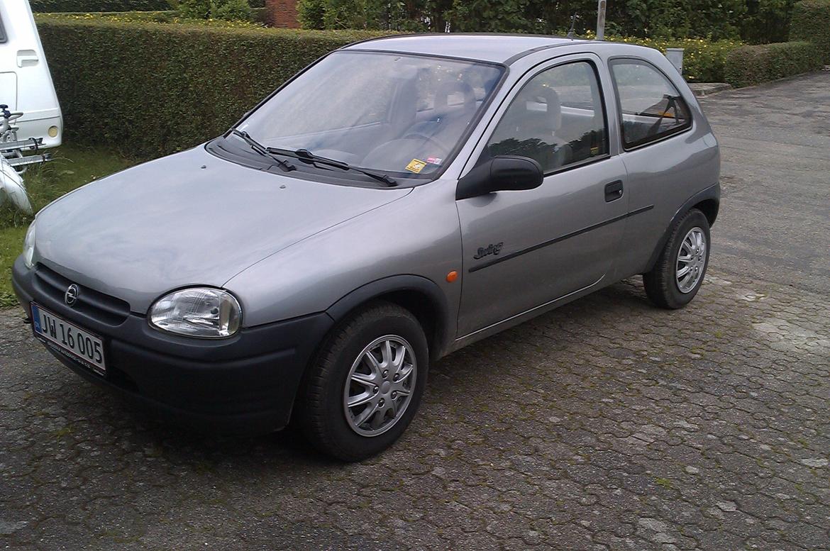 Opel corsa B 1,2i billede 10