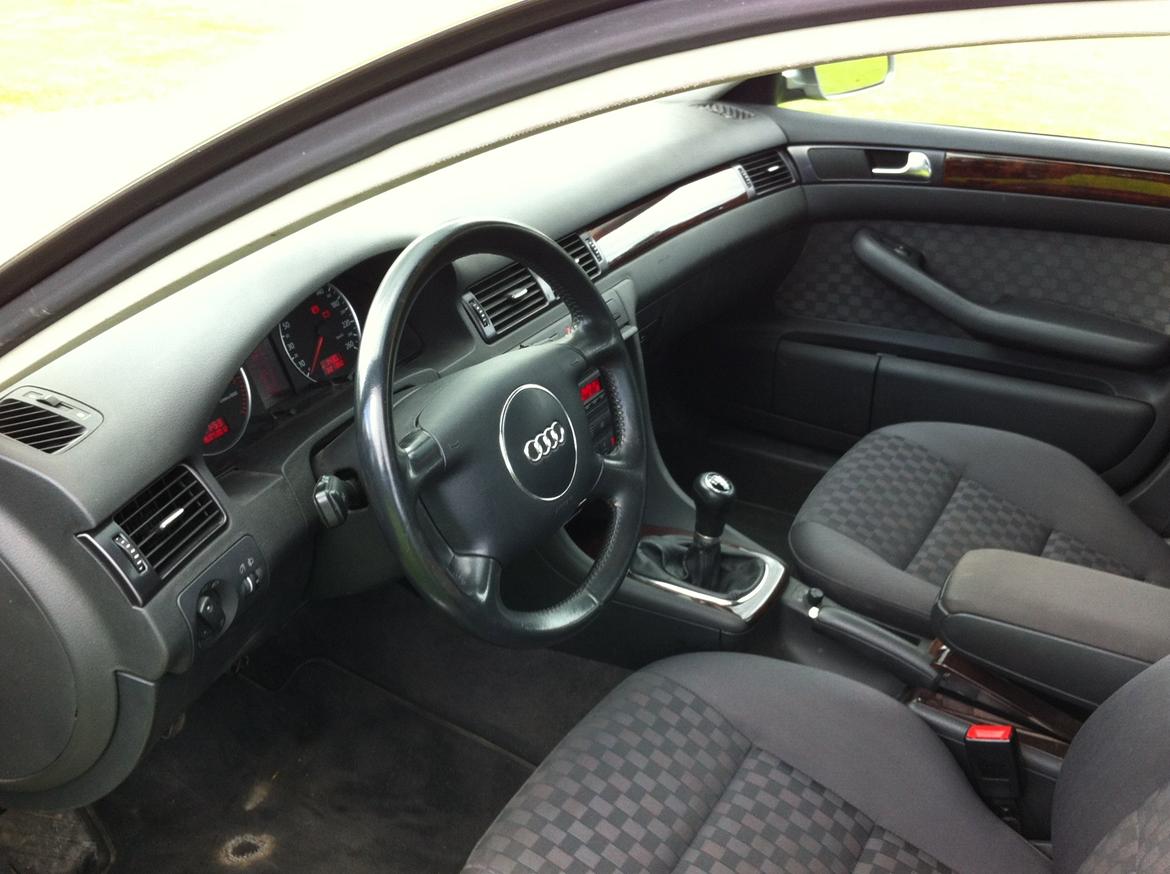 Audi A6 Avant 2,5 163 6 gear billede 6