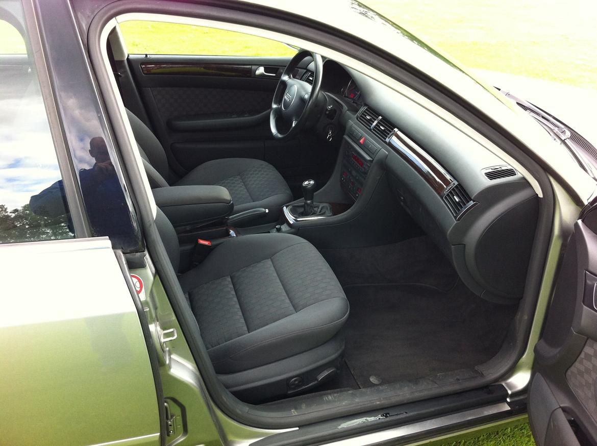 Audi A6 Avant 2,5 163 6 gear billede 10