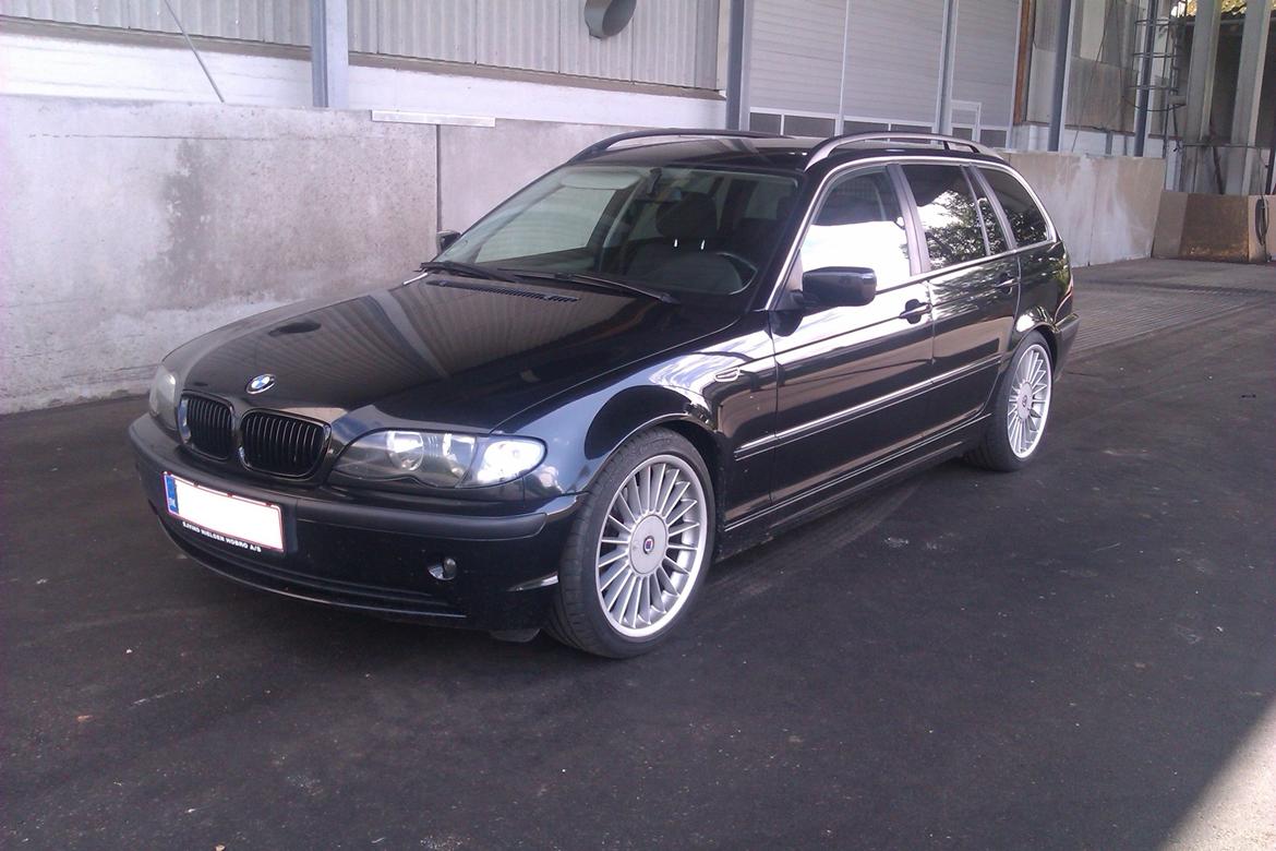 BMW 325i Touring billede 3