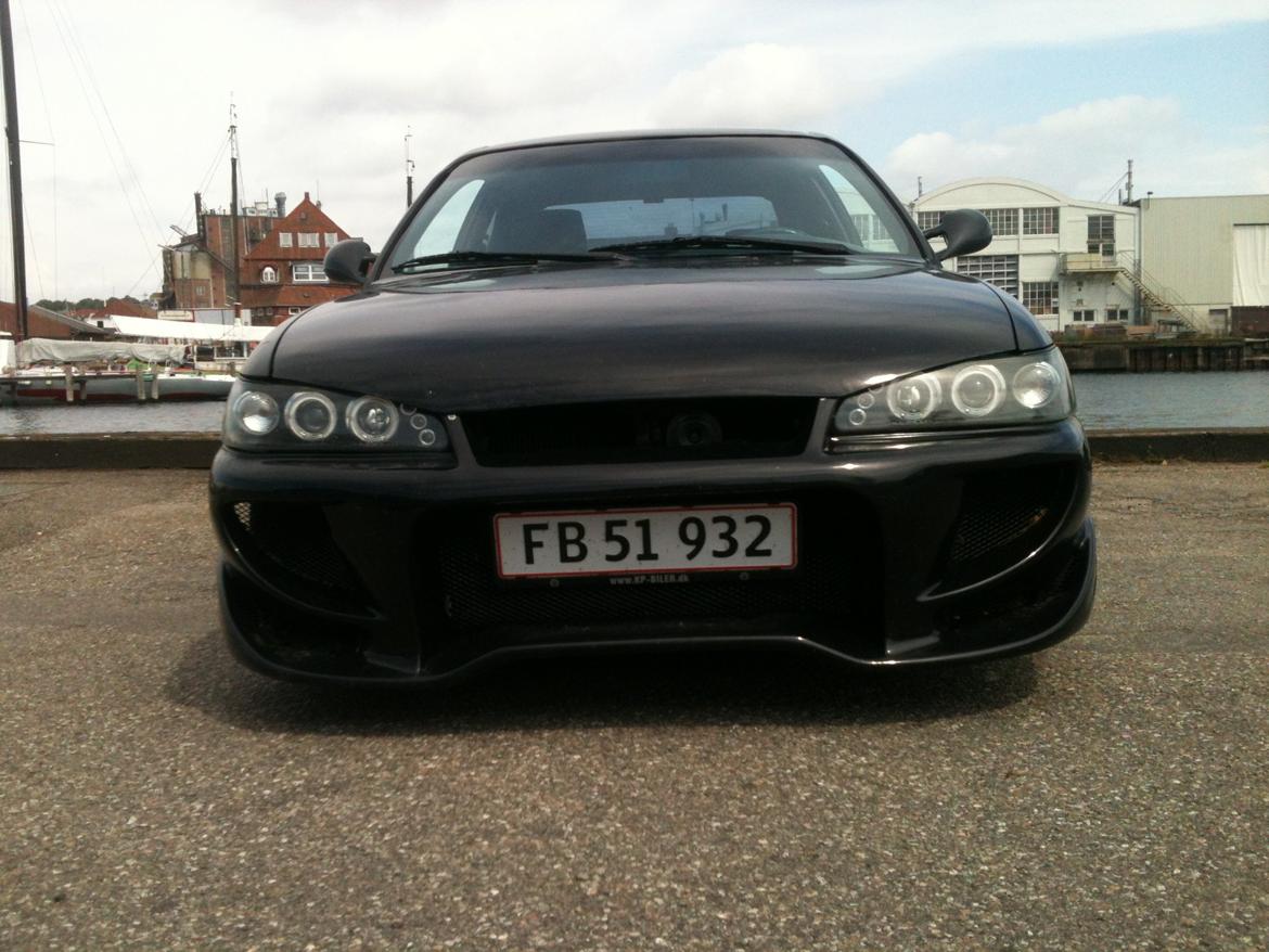 Toyota Corolla e10 billede 2