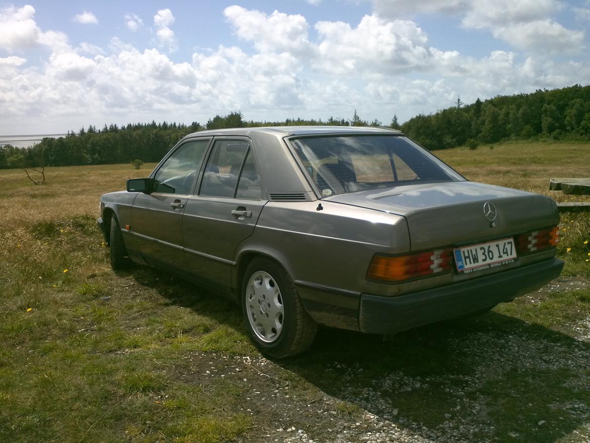Mercedes Benz 190 2,0 W201 billede 3