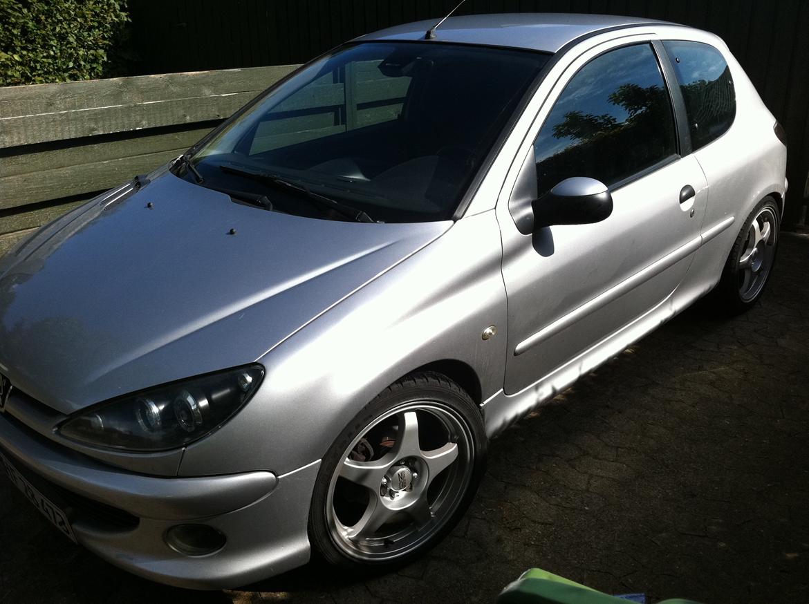 Peugeot 206 billede 2