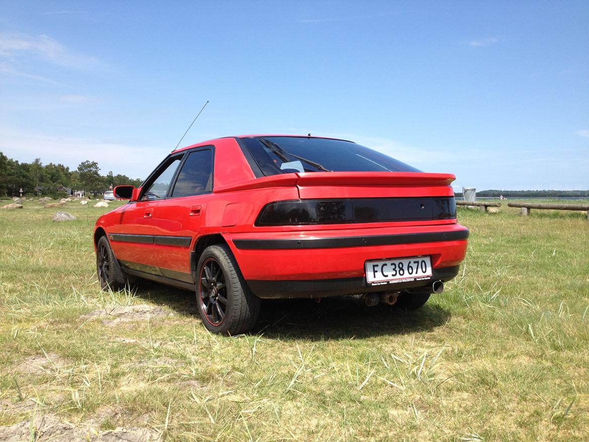 Mazda 323F Mk VII billede 4