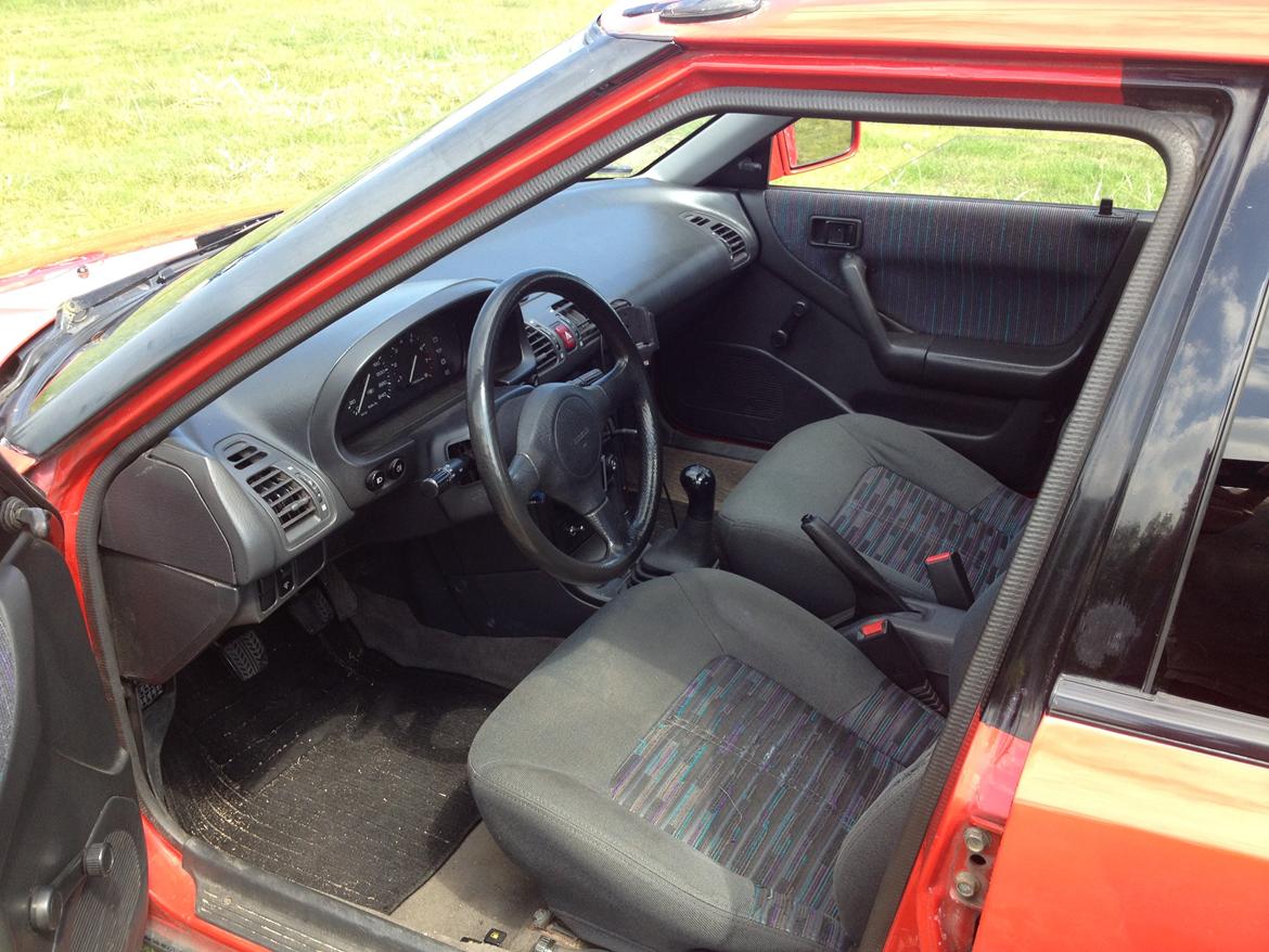 Mazda 323F Mk VII billede 8