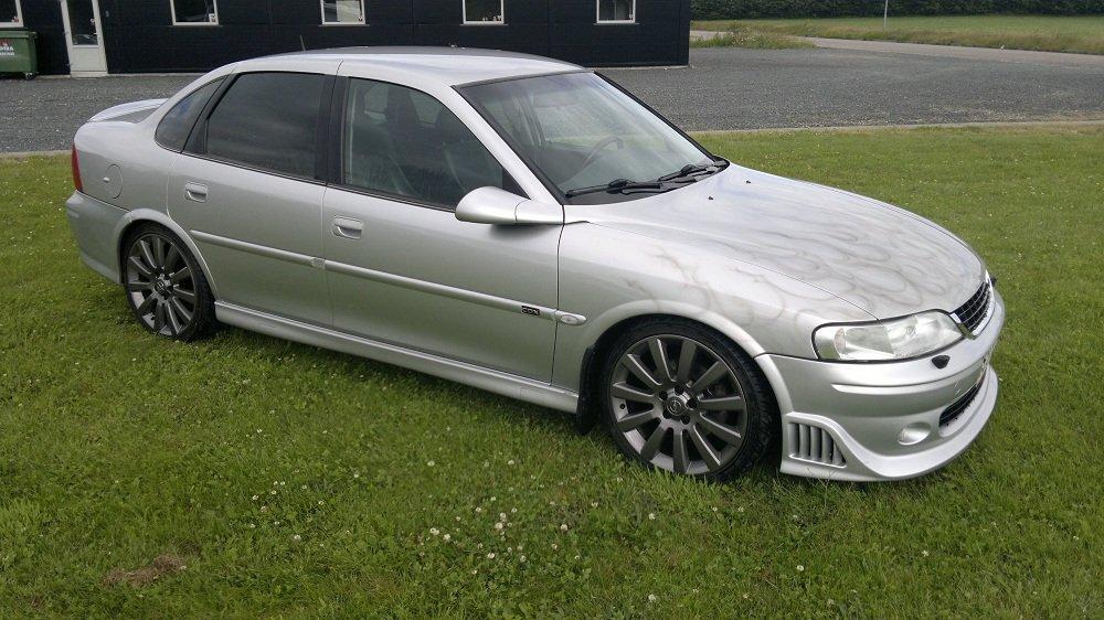 Opel Vectra CDX Solgt billede 6