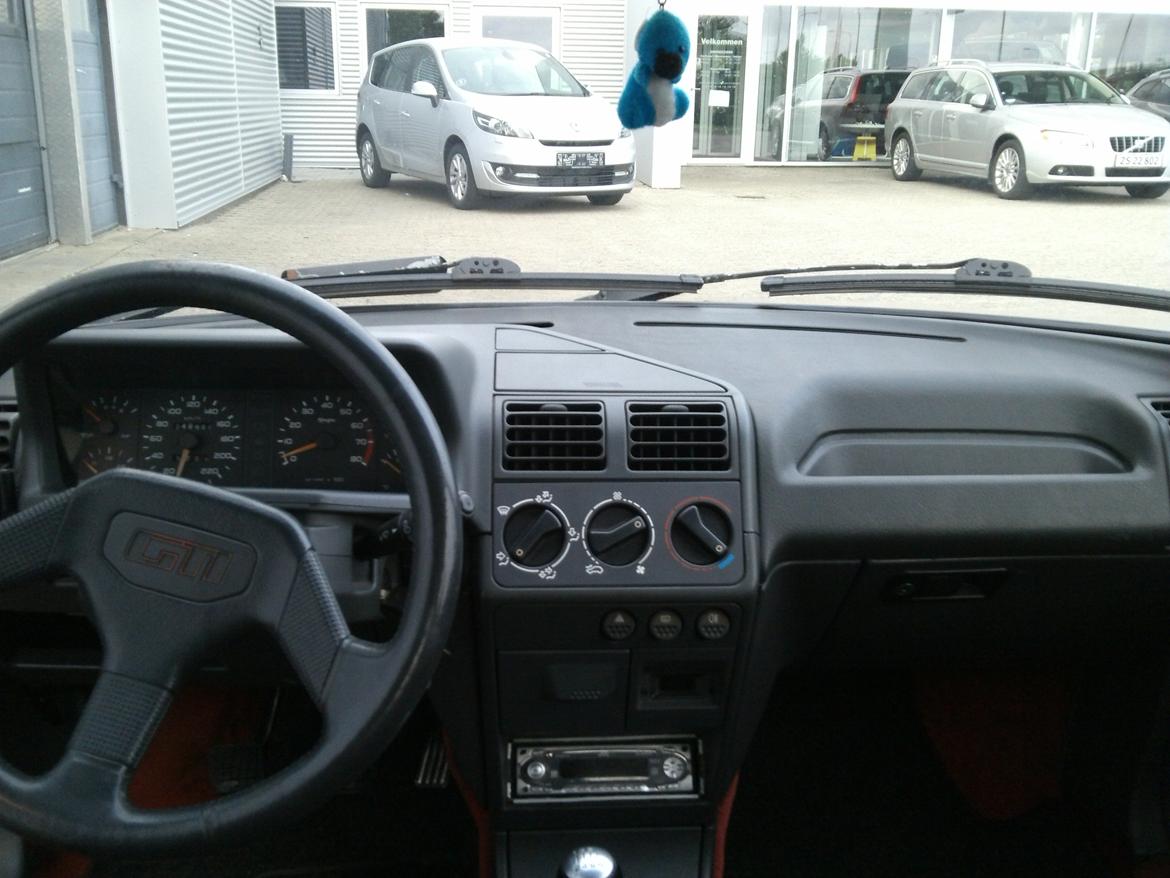 Peugeot 205 2,0 GTi-6 billede 8