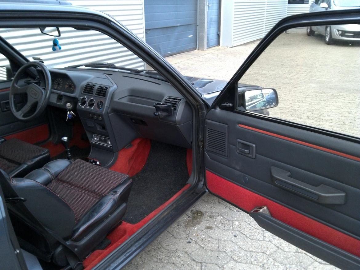 Peugeot 205 2,0 GTi-6 billede 11