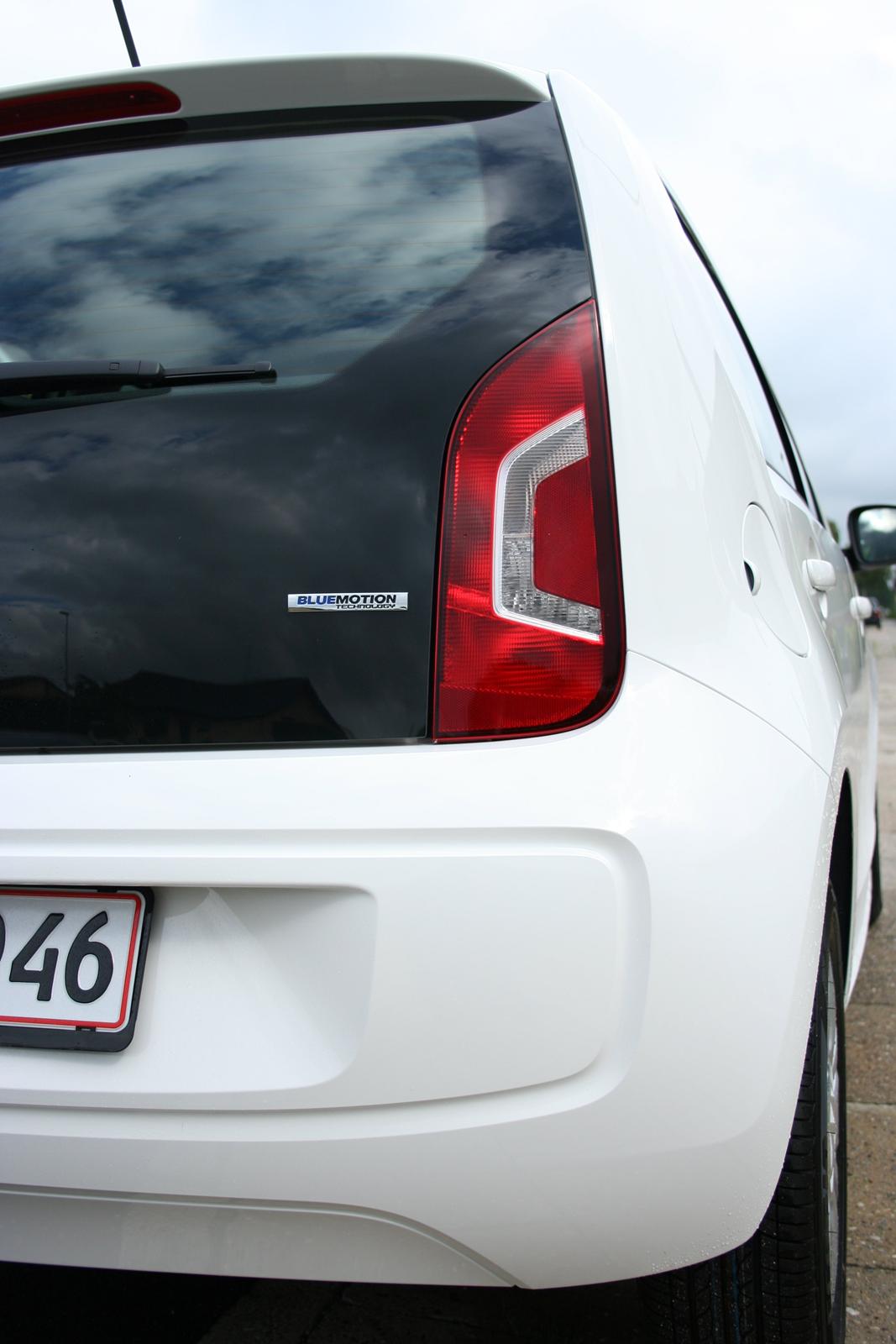 VW UP 1,0 Bluemotion 5 dørs “Solgt” billede 3