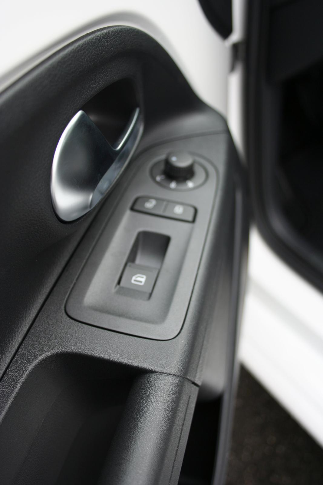 VW UP 1,0 Bluemotion 5 dørs “Solgt” billede 8