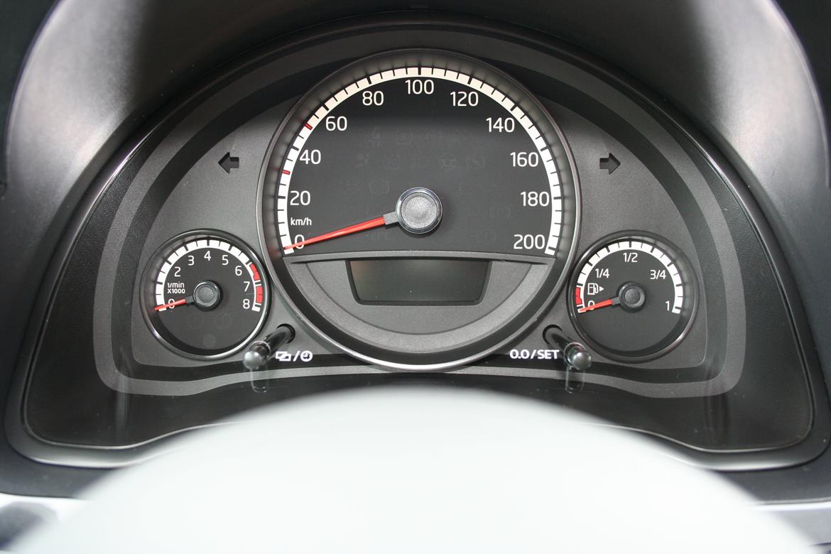 VW UP 1,0 Bluemotion 5 dørs “Solgt” billede 9