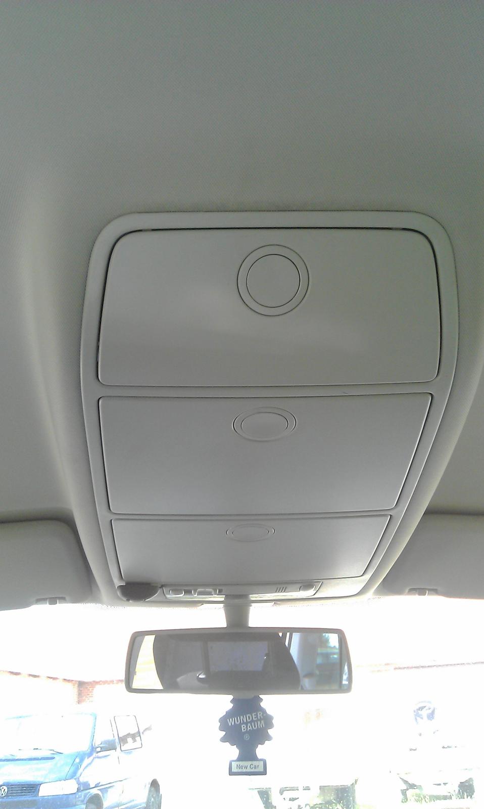 VW Touran - masser af opbevarings rum i loftet billede 13