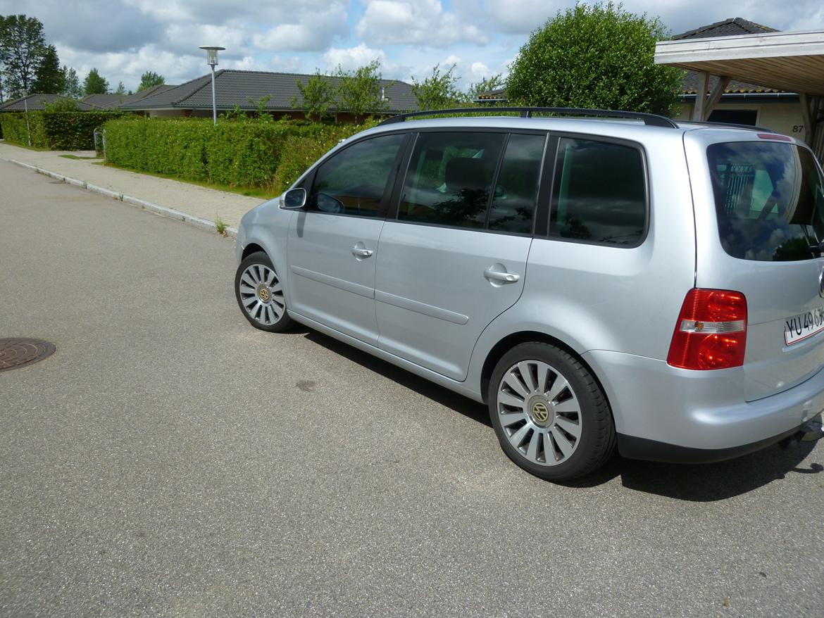 VW Touran DSG *solgt* billede 2