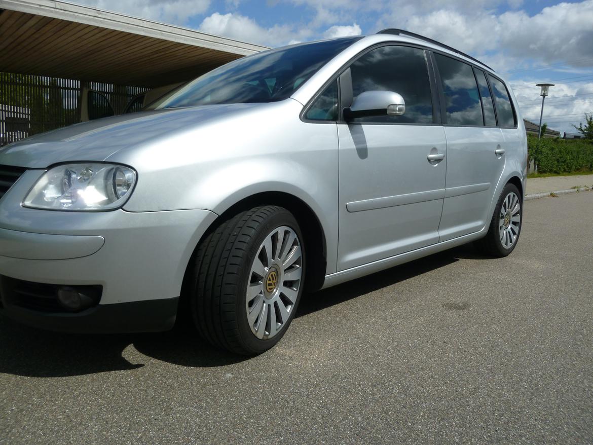VW Touran DSG *solgt* billede 3