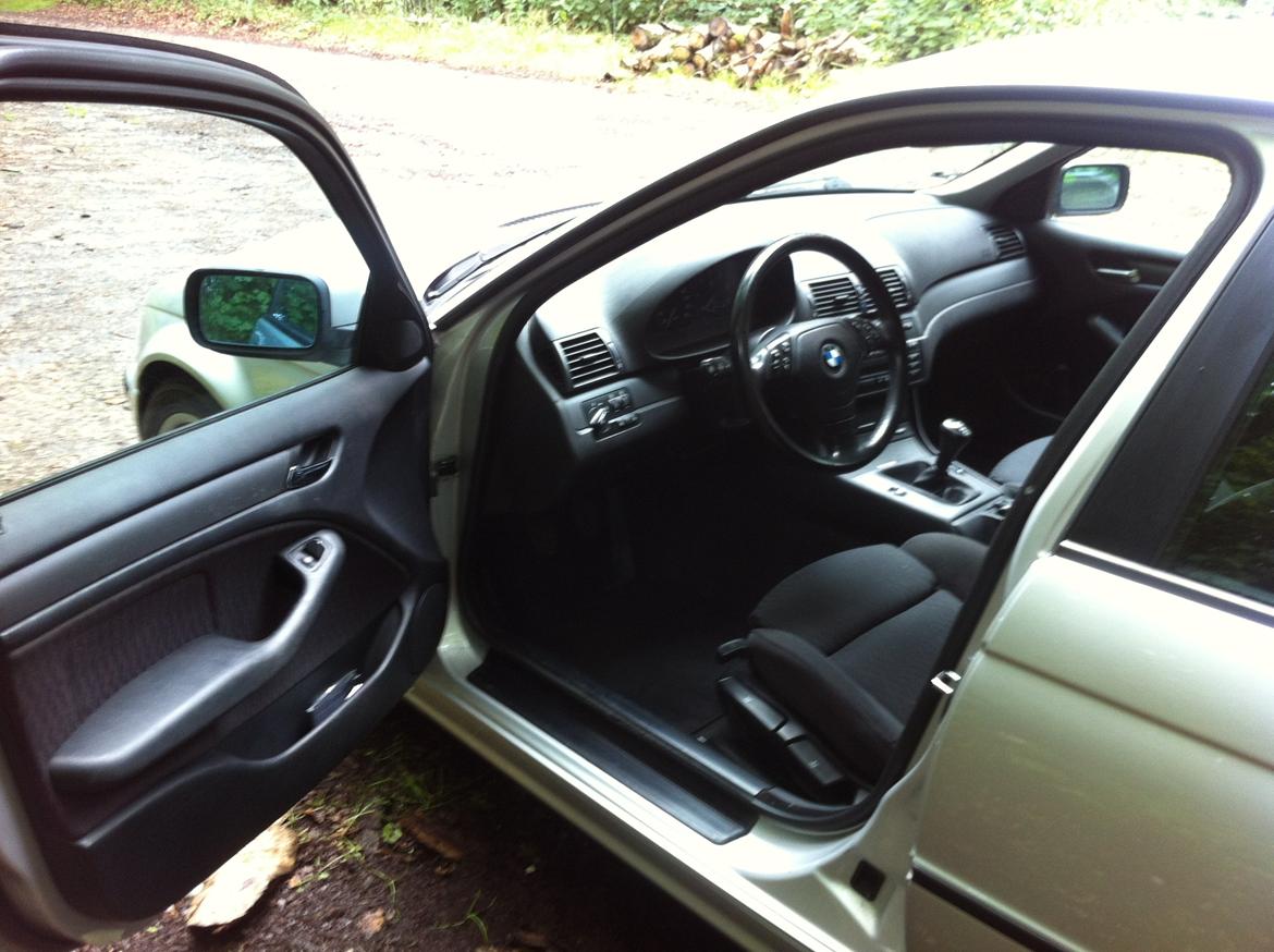 BMW 320d E46 // SOLGT // billede 13