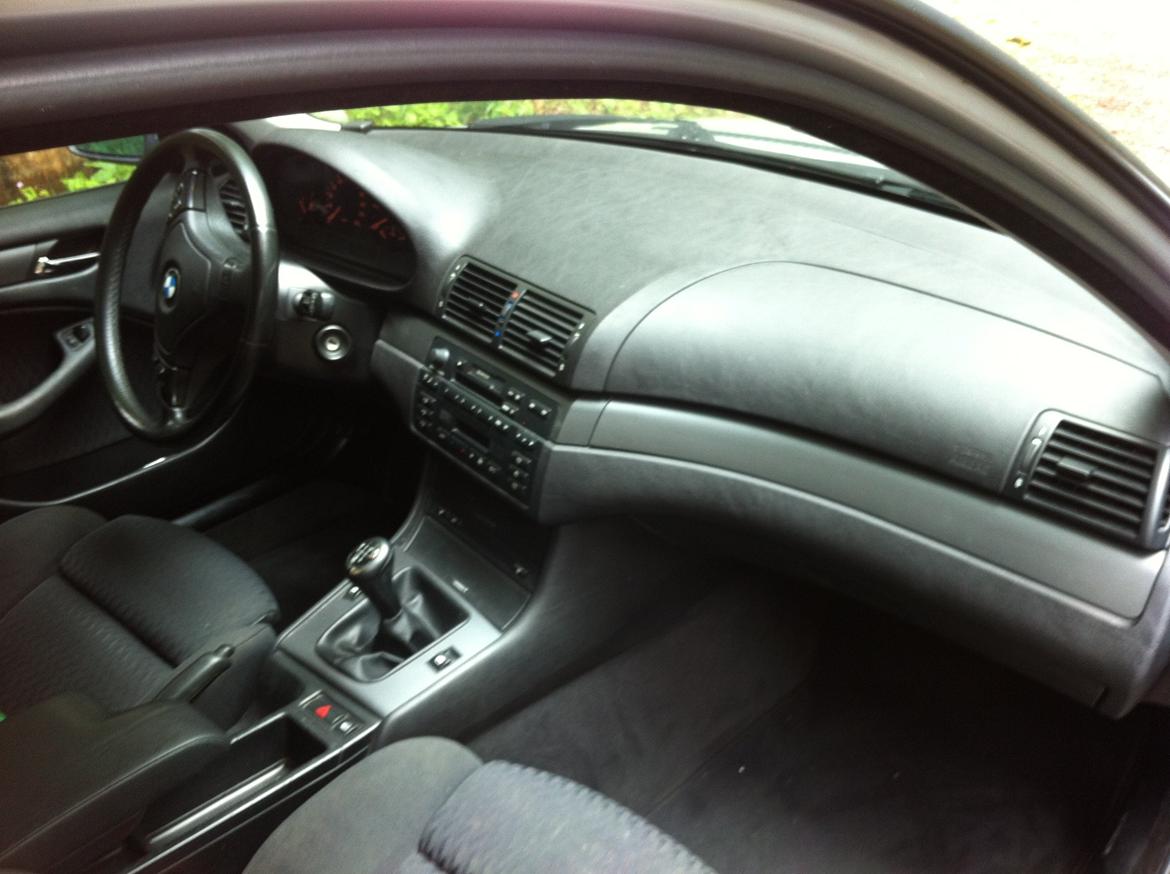 BMW 320d E46 // SOLGT // billede 19