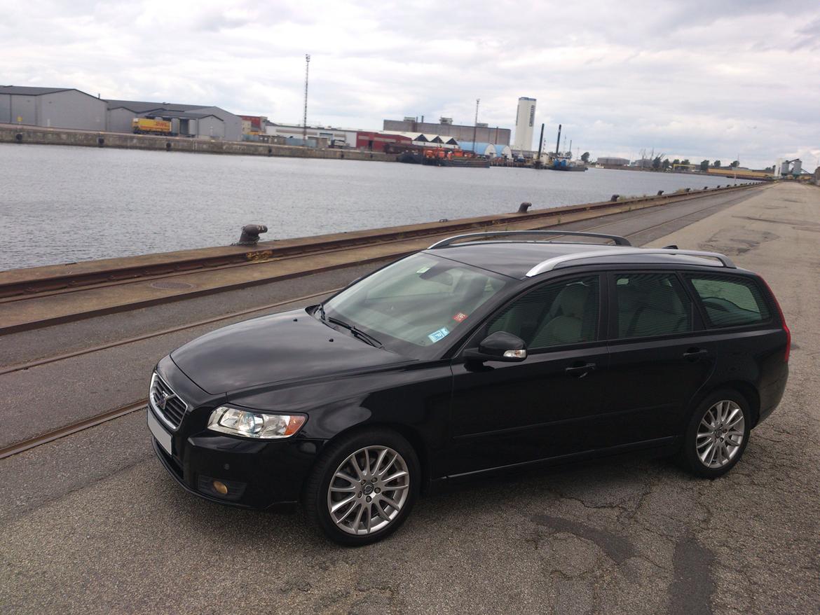 Volvo V50 2.0D Summum - Posering på havnen. billede 3