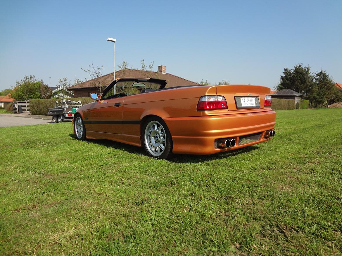 BMW 325i Cabriolet billede 2