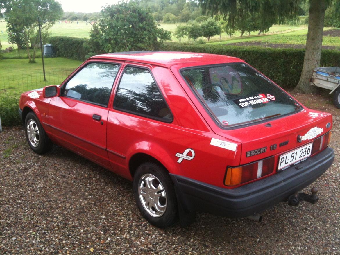 Ford Escort 1.6 savoy billede 4