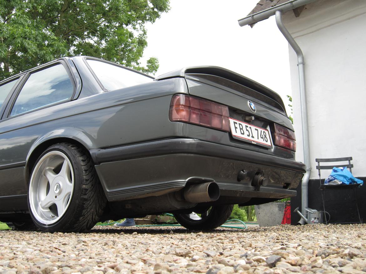 BMW E30 320i. Solgt billede 5