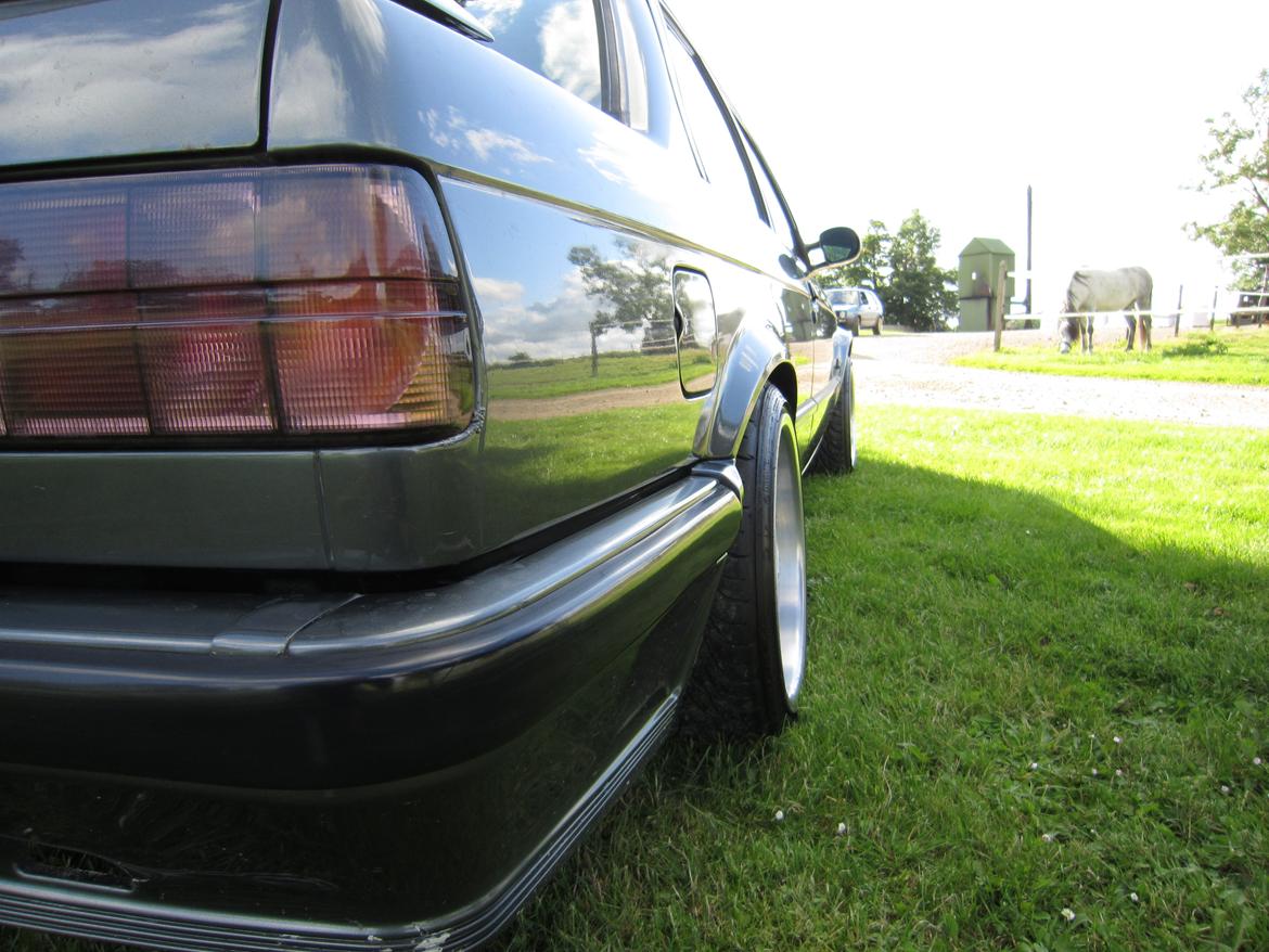 BMW E30 320i. Solgt billede 11