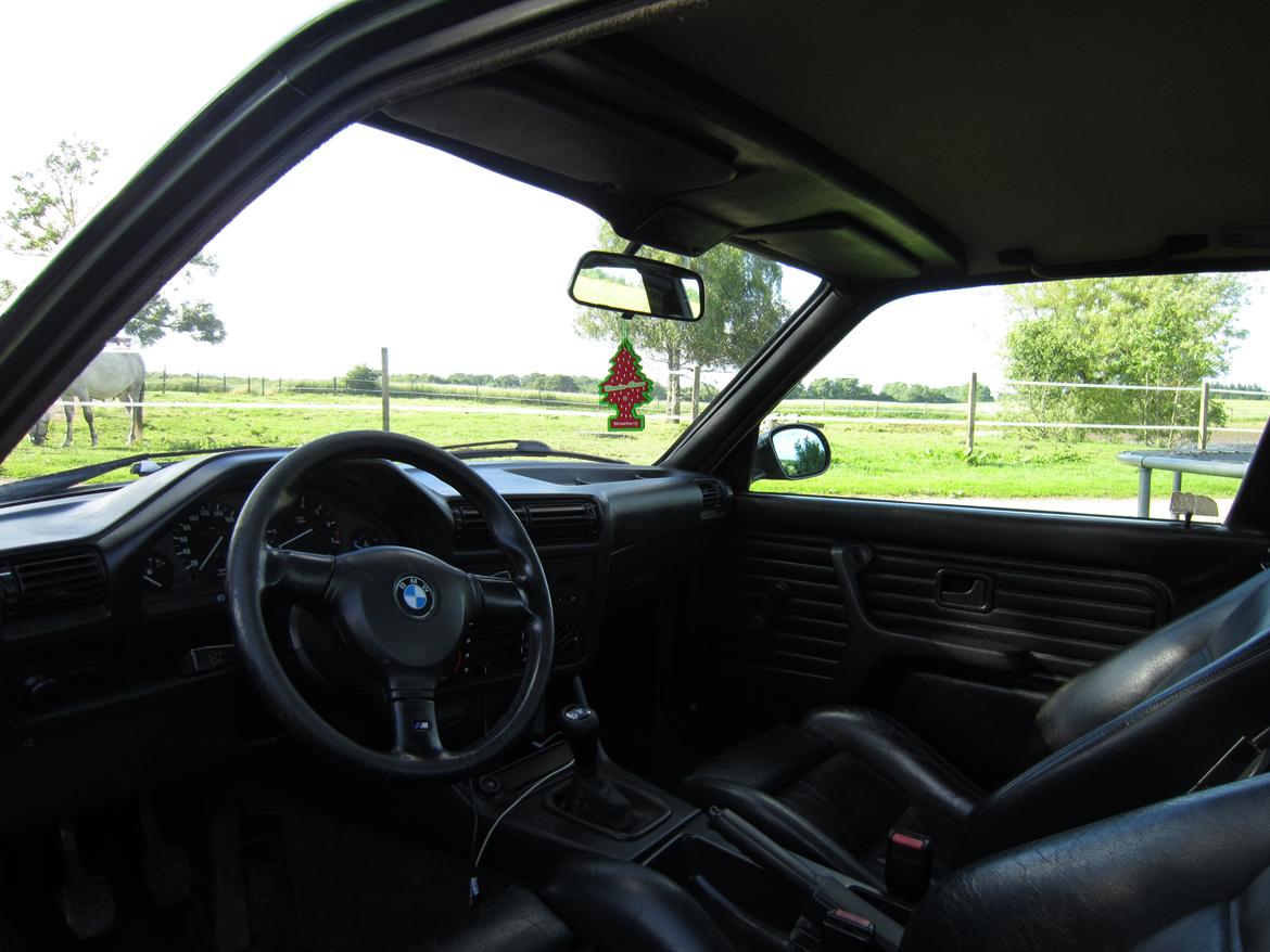 BMW E30 320i. Solgt billede 17