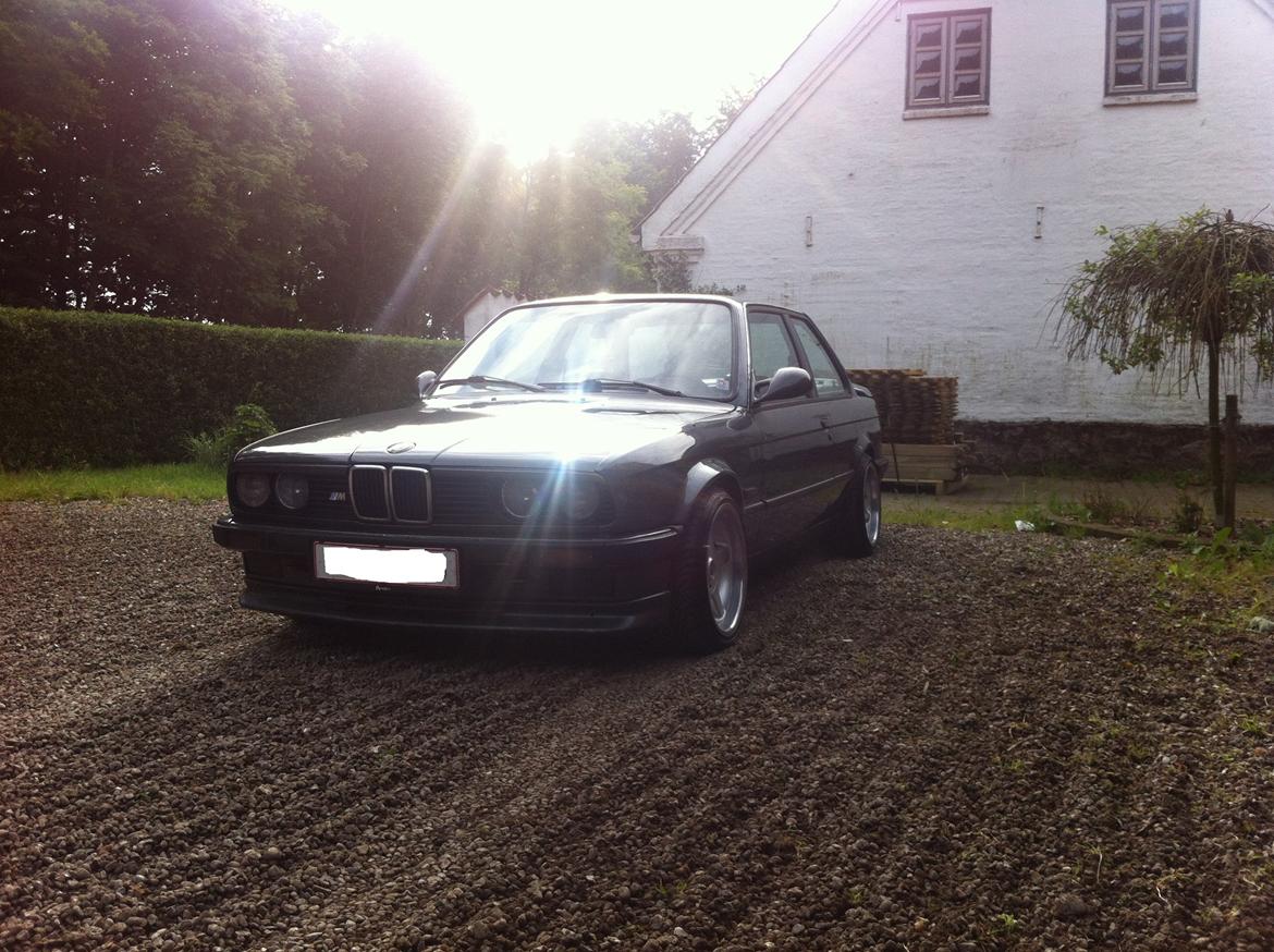 BMW E30 320i. Solgt billede 20