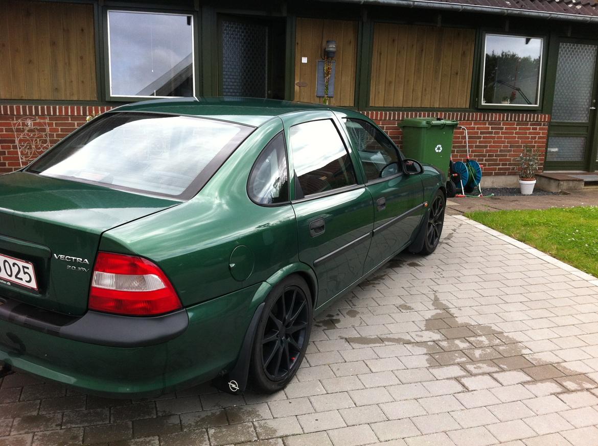 Opel Vectra B 2,0 16V solgt billede 5