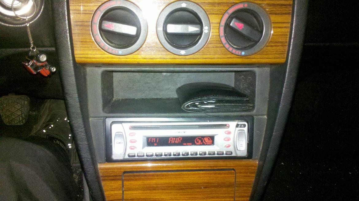 Mercedes Benz 190 D 2.5 Turbo "Under renovering!" - 2 zonet varmeregulereing (; billede 6