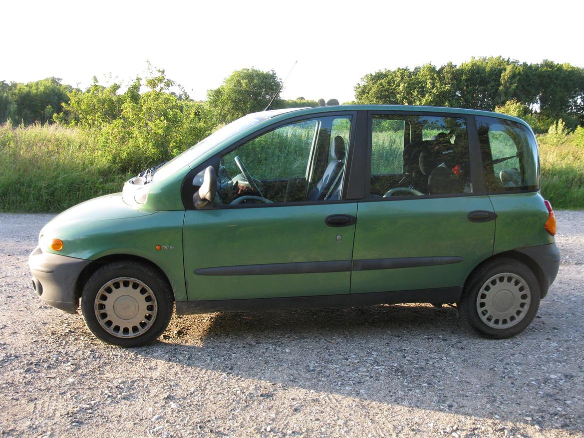 Fiat multipla 1.6 16v "den grimme ælling" billede 4