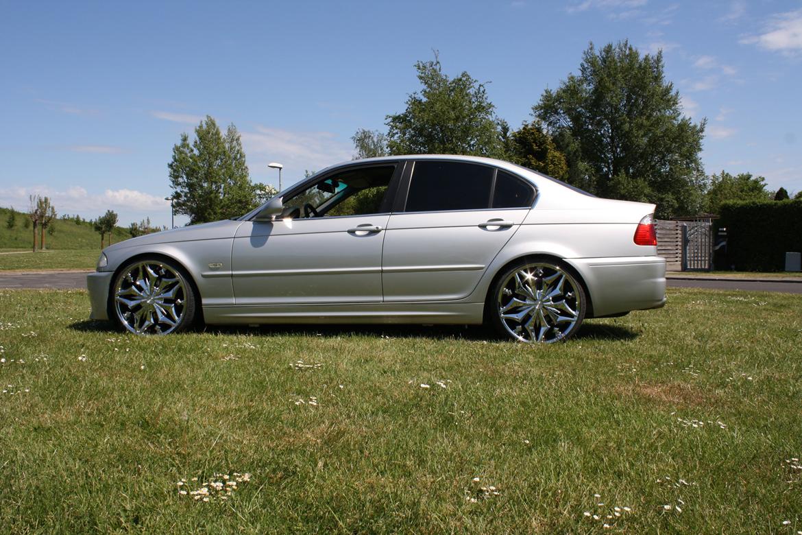 BMW 320I [Tidl. bil] billede 12