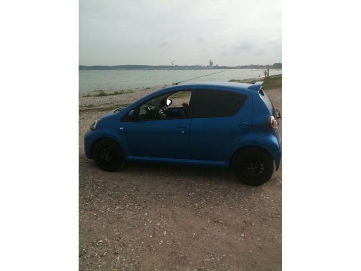 {{currentPhoto.altText}} billede {{currentPhoto.number}}