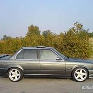 BMW E30 "Solgt"
