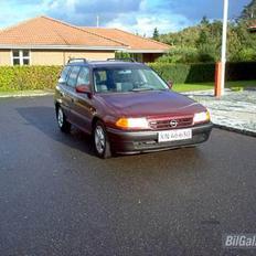 Opel Astra F 1,6i Club Caravan