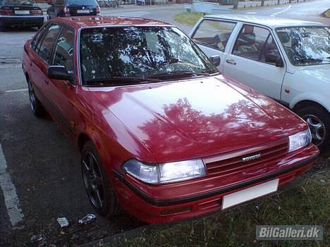 Toyota Carina II Solgt - mobilkamera: Så kom der et par opdaterede billeder af øsen.  billede 3