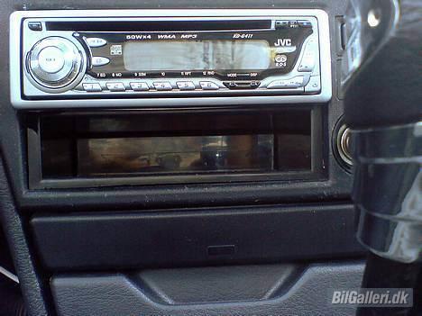 Toyota Carina II Solgt - Mobilkamera: Headunit vs. Gearknop billede 6