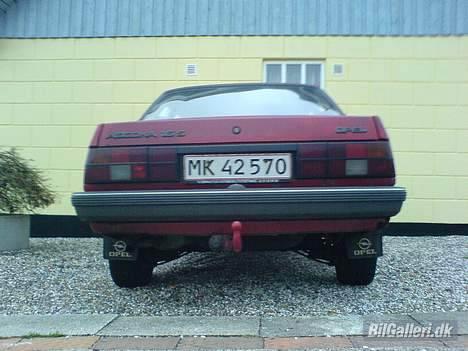 Opel Ascona C  billede 14