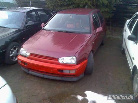 VW GOLF 1,8(solgt) billede 9