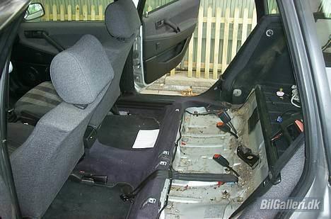 VW Passat 35i GT "SOLGT" - Kabinen før læder projekt :-) billede 8