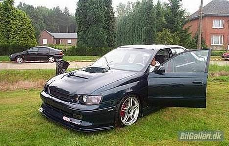 Toyota Carina E, Sli *SOLGT* billede 5