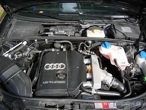 Audi A4 1.8T Avant billede 2
